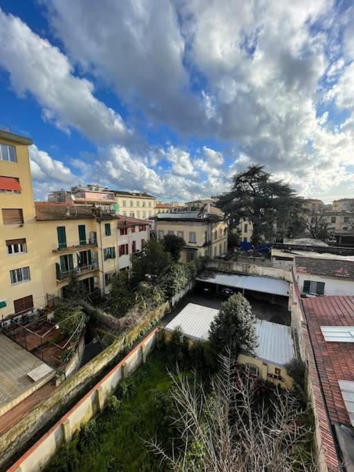 Luminoso Appartamento Fiorentino Florenz Exterior foto